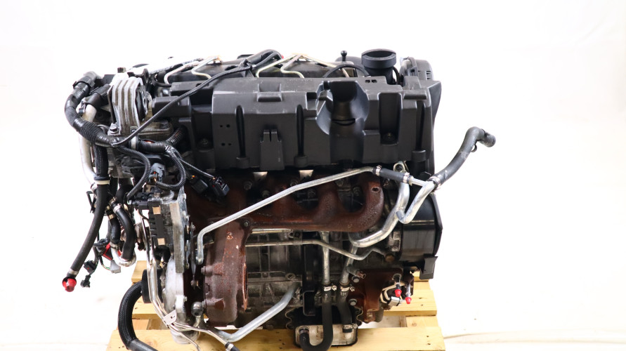 VOLVO V70 II 2.4 D5 SILNIK D5244T5