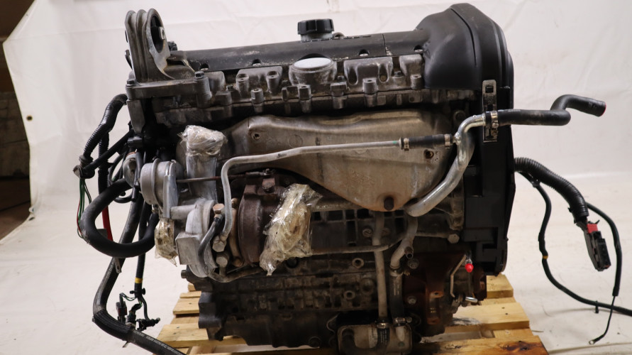 VOLVO XC70 2.5 SILNIK B5254T2