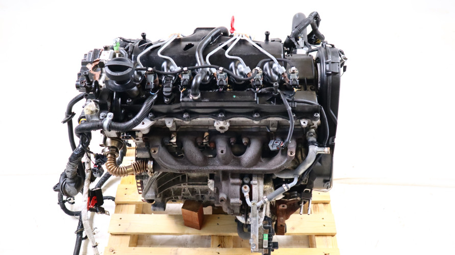 VOLVO V70 II 2.4 D5 SILNIK D5244T4