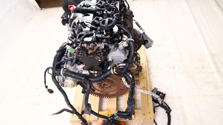 VOLVO V70 II 2.4 D5 SILNIK D5244T4