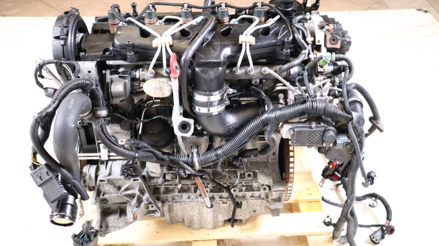 VOLVO V70 II 2.4 D5 SILNIK D5244T4
