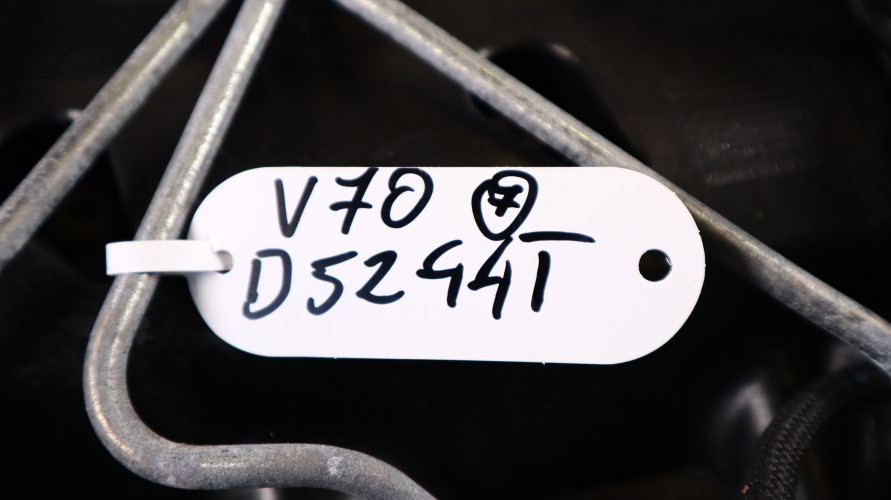 VOLVO V70 II 2.4 D5 SILNIK D5244T4
