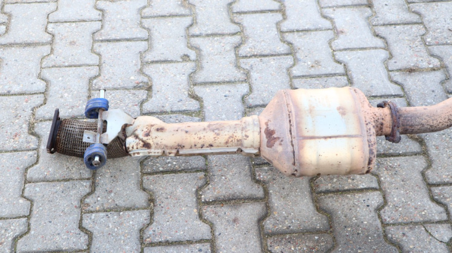 VOLVO XC90 II 2.0 D5 TŁUMIK WYDECH RURA 82219128, 31669102