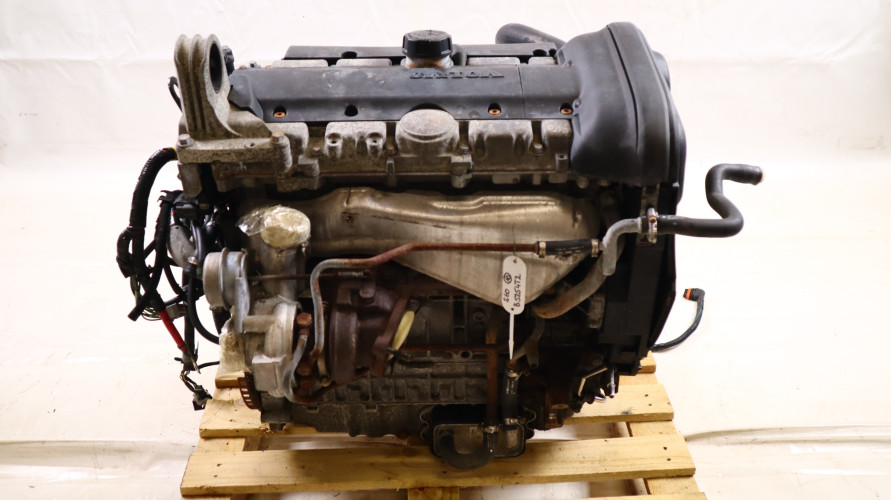VOLVO S60 2.5T SILNIK B5254T2
