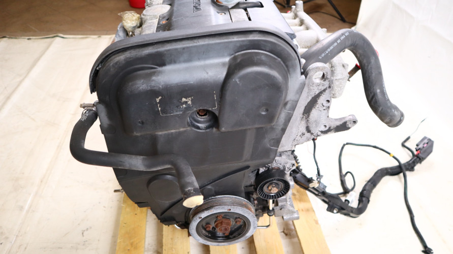 VOLVO S60 2.5T SILNIK B5254T2