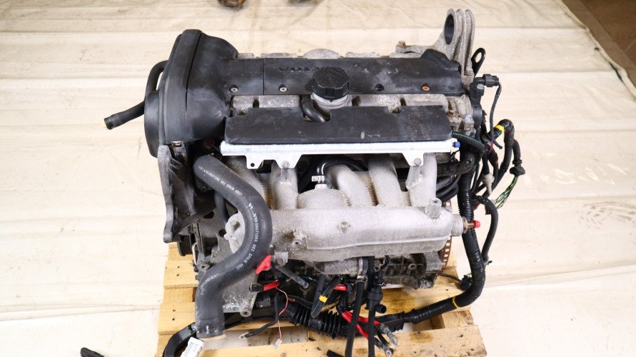 VOLVO S60 2.5T SILNIK B5254T2