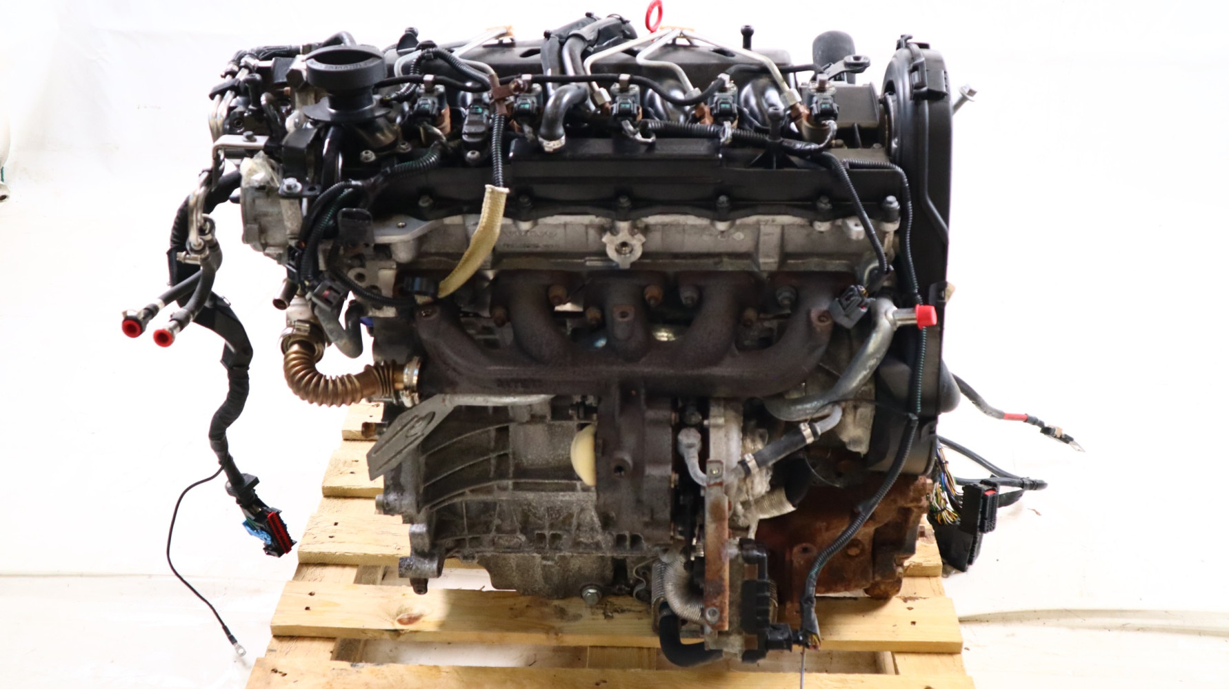 VOLVO V50 2.4 D5 SILNIK D5244T13