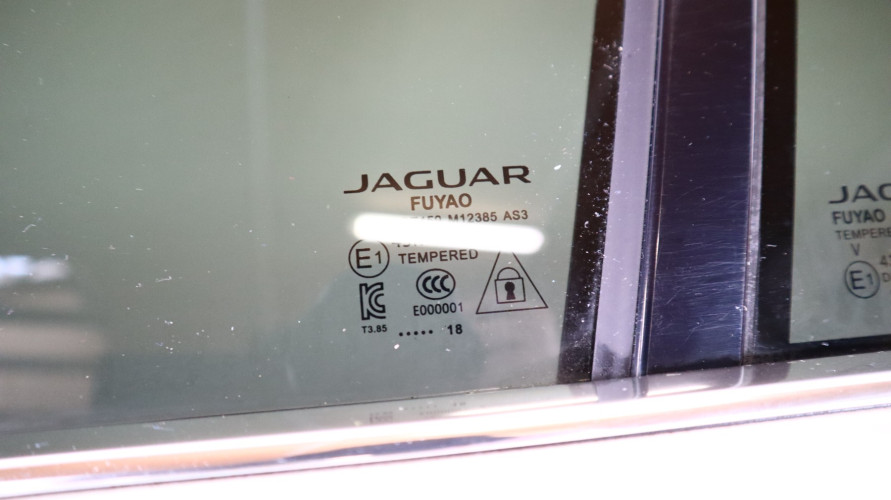 JAGUAR I-PACE DRZWI LEWE TYŁ
