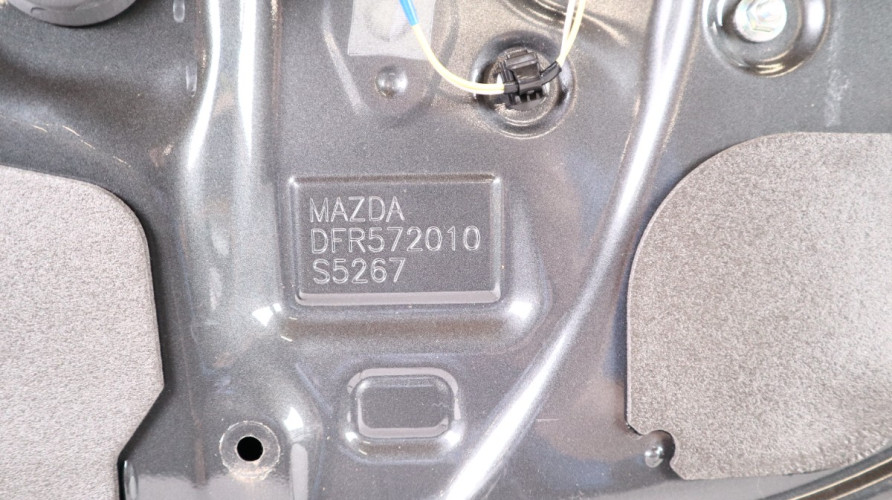 MAZDA CX-30 DRZWI PRAWE TYŁ