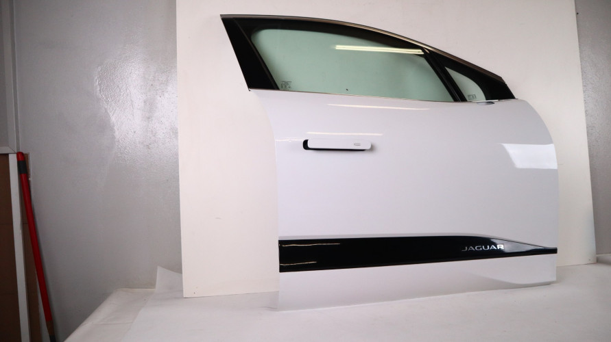 JAGUAR I-PACE DRZWI PRAWE PRZÓD