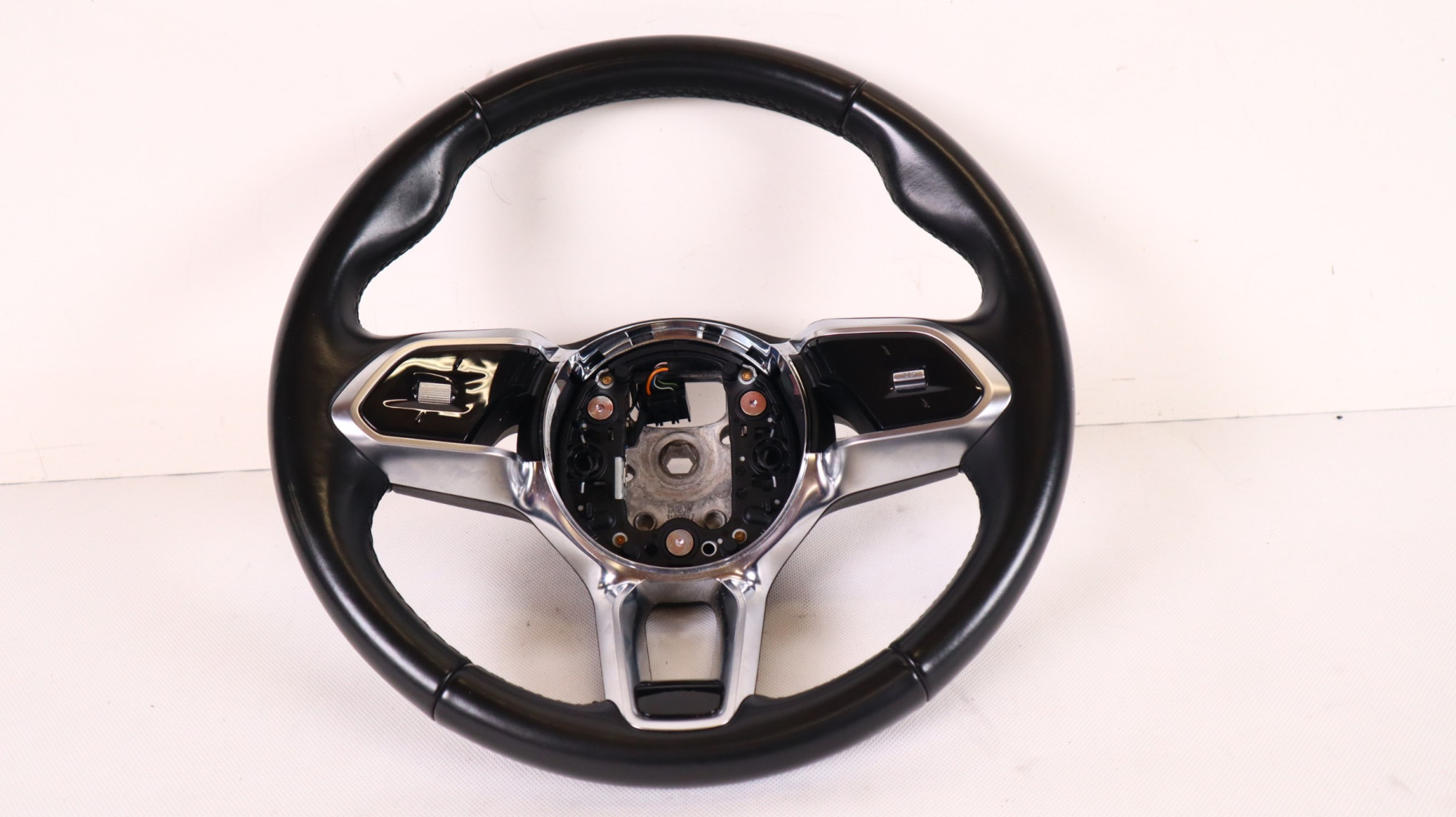 JAGUAR I-PACE X590  KIEROWNICA WIELOFUNKCYJNA J9D3-3F563-BE8PVJ