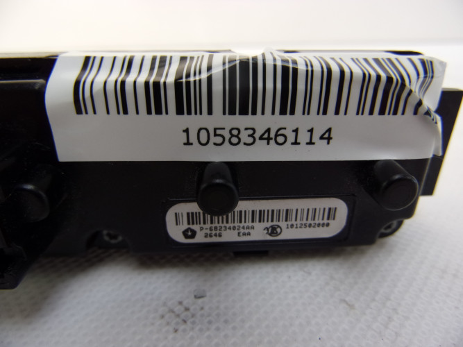 CHRYSLER PACIFICA 16- PRZYCISKI PANEL FOTELA 68234024AA