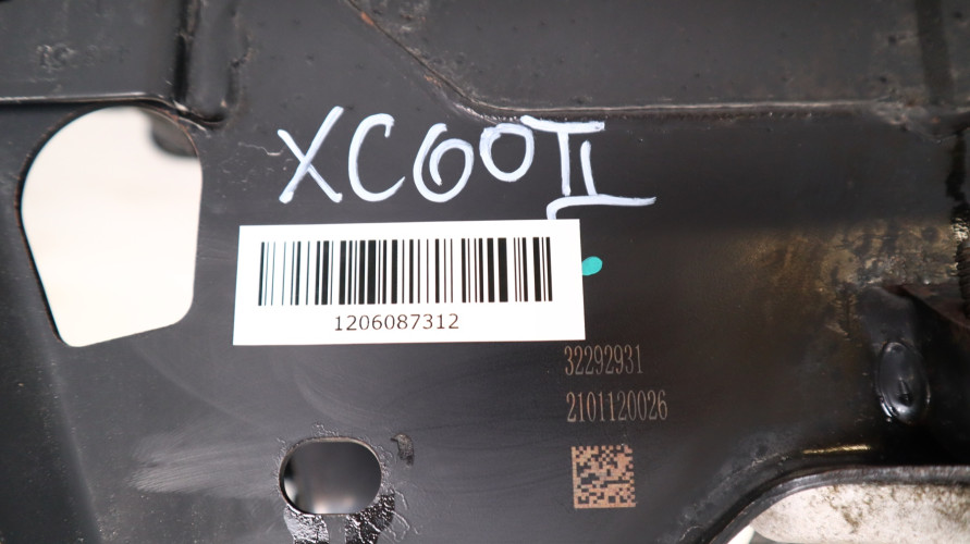 VOLVO XC60 II WÓZEK SANKI TYŁ 32292931, 31451320
