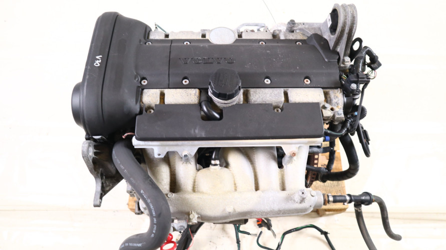 VOLVO S60 2.5 T SILNIK B5254T2