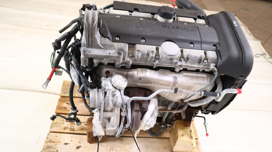 VOLVO S60 2.5 T SILNIK B5254T2