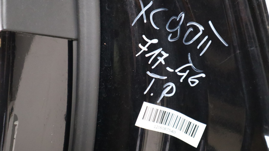 VOLVO XC90 II DRZWI PRAWE TYŁ 717-46