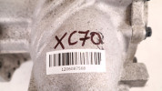 VOLVO XC70 2.4 D5 REDUKTOR PRZÓD 30700016
