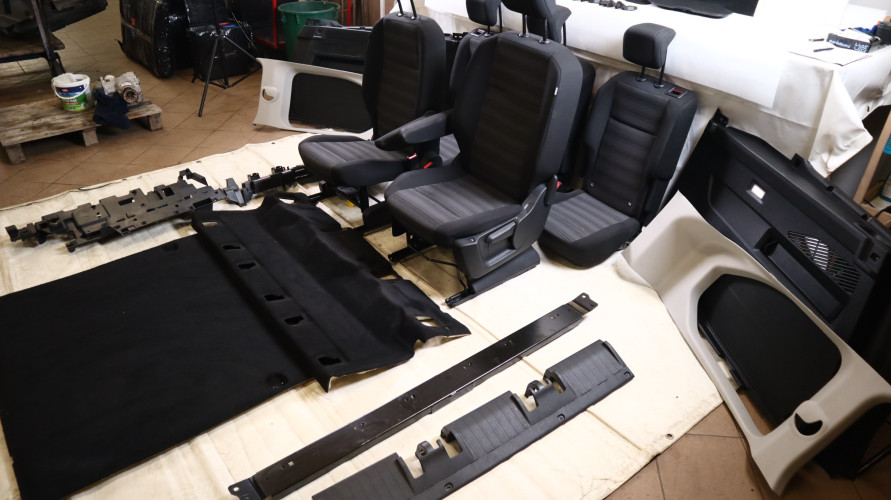 COMBO E BERLINGO IV RIFTER PROACE CITY DOBLO III FOTELE WNĘTRZE KOMPLET