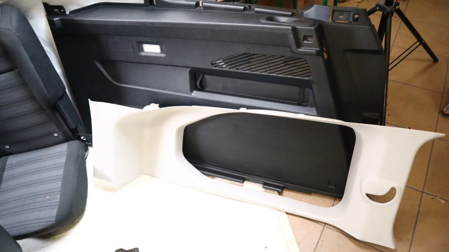 COMBO E BERLINGO IV RIFTER PROACE CITY DOBLO III FOTELE WNĘTRZE KOMPLET