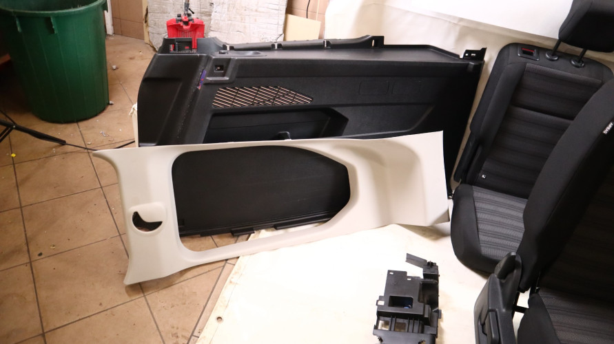 COMBO E BERLINGO IV RIFTER PROACE CITY DOBLO III FOTELE WNĘTRZE KOMPLET