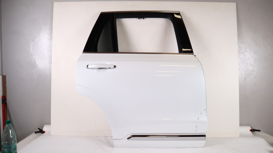 VOLVO XC90 II DRZWI PRAWE TYŁ 