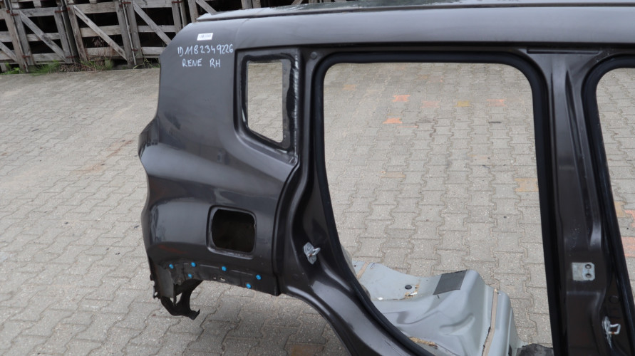 JEEP RENEGADE ĆWIARTKA BŁOTNIK PRAWA TYŁ '095