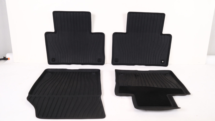 VOLVO XC90 II DYWANIKI GUMOWE 31389572, 31389571, 31389573, 31389574