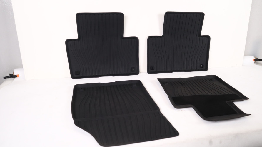 VOLVO XC90 II DYWANIKI GUMOWE 31389572, 31389571, 31389573, 31389574
