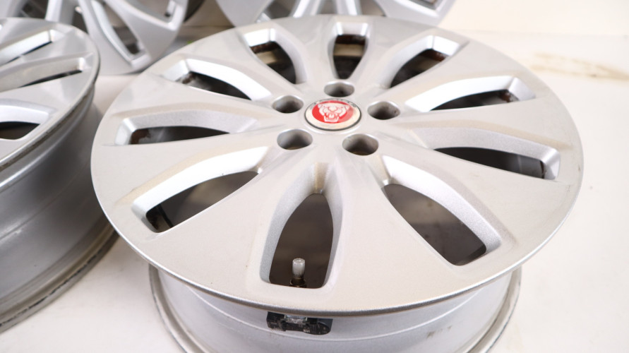 JAGUAR XE FELGI ALUMINIOWE 17X6.5
