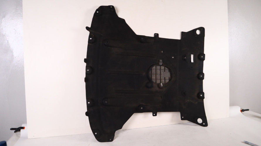 JEEP GRAND CHEROKEE WL 2.0T OSŁONA POD SILNIK 68465356AC