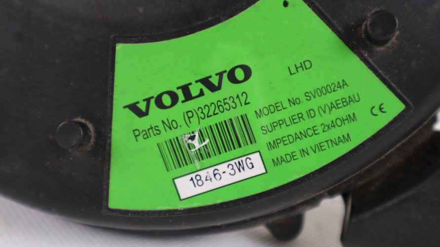 VOLVO XC40 GŁOŚNIK SUBWOOFER 32265312