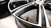 VOLVO XC60 II FELGI ALUMINIOWE 19X7.5 31680357