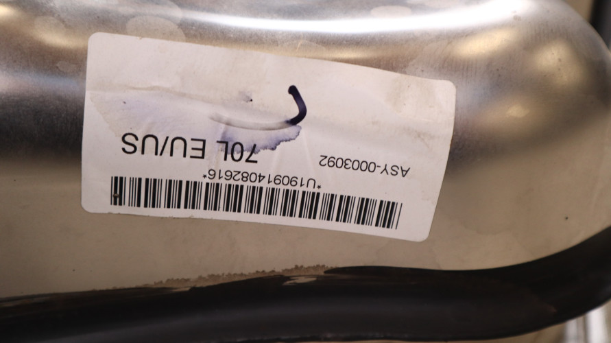 VOLVO XC60 II 2.0 T8 ZBIORNIK PALIWA 32203577