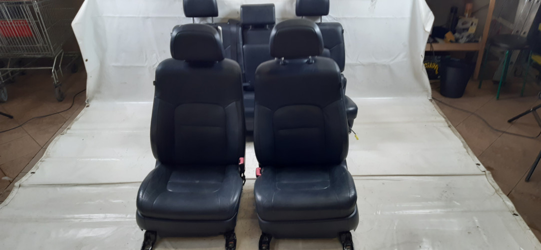 TOYOTA LAND CRUISER 200 12-16 FOTEL FOTELE KANAPA