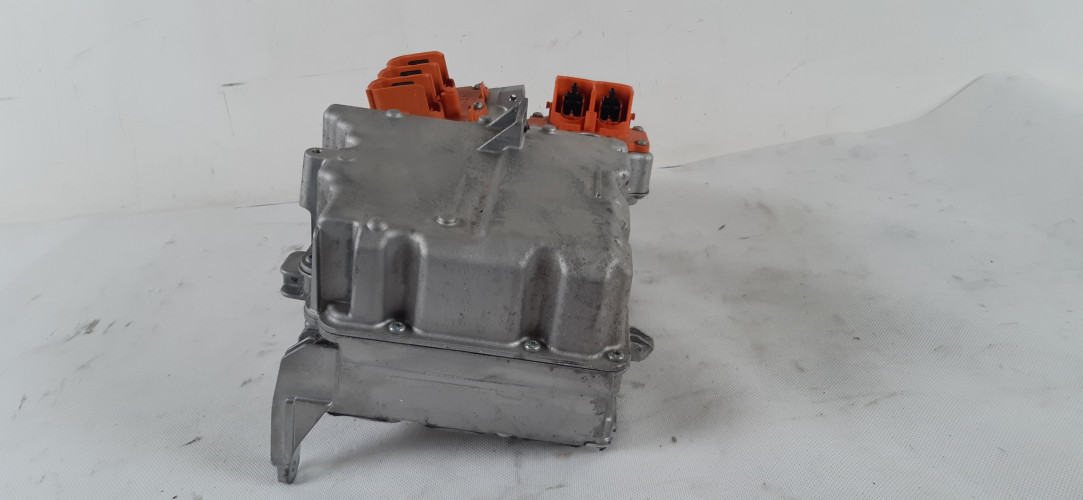 VOLVO XC60 II 2.0 T8 INWENTER KONWENTER FALOWNIK PRZETWORNICA 32144041