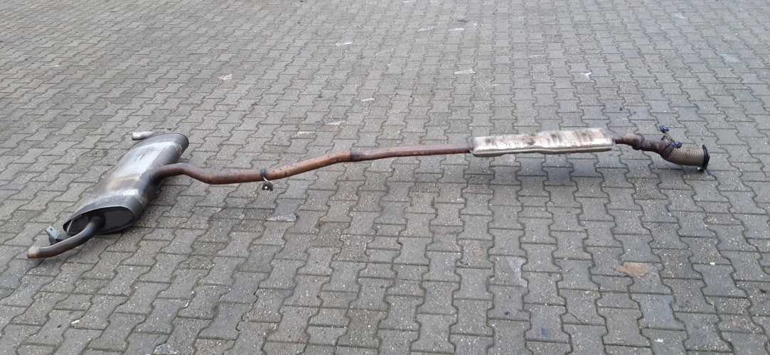 VOLVO XC60 II 2.0 T8 TŁUMIK WYDECH RURA 82360876, 32142751, 32142848