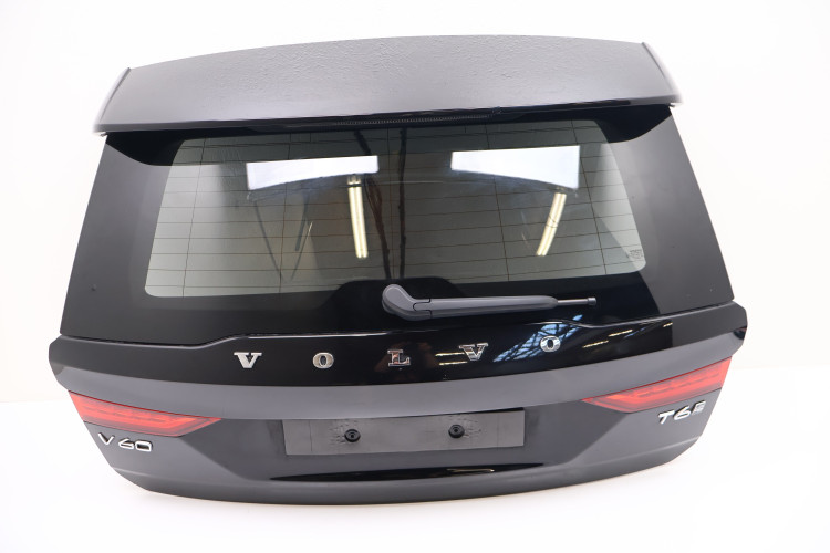 VOLVO V60 II KLAPA BAGAŻNIKA 717