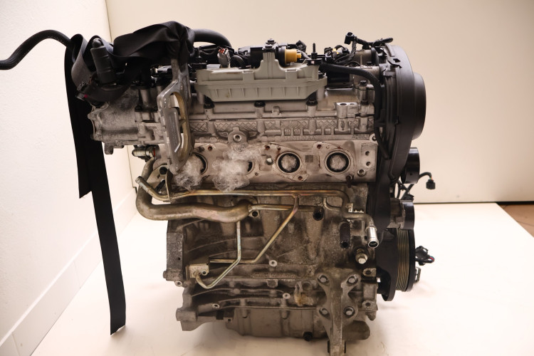 VOLVO V60 II 2.0 T6 PLUG IN HYBRID SILNIK B4204T46