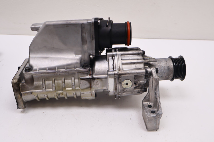 VOLVO V60 II 2.0 T6 PLUG IN HYBRID SPRĘŻARKA KOMPRESOR 31437422, 31437477, 31439783
