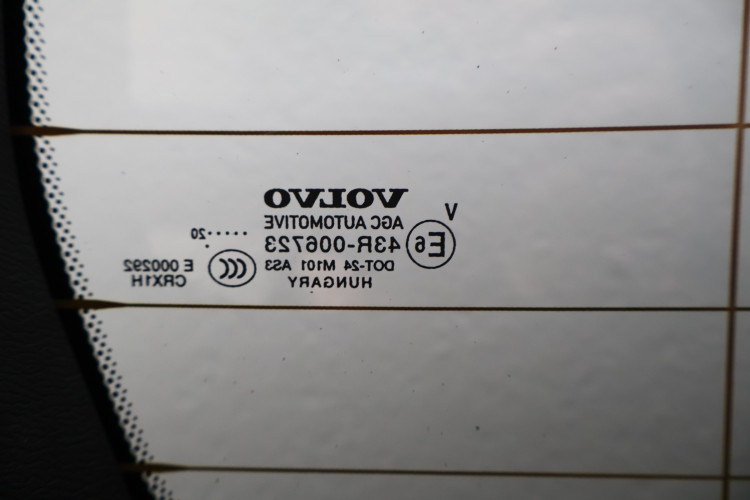 VOLVO V60 II KLAPA BAGAŻNIKA 717