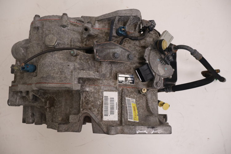 VOLVO V70 2.4 D5 SKRZYNIA BIEGÓW AUTOMATYCZNA 30681171, 55-51SN