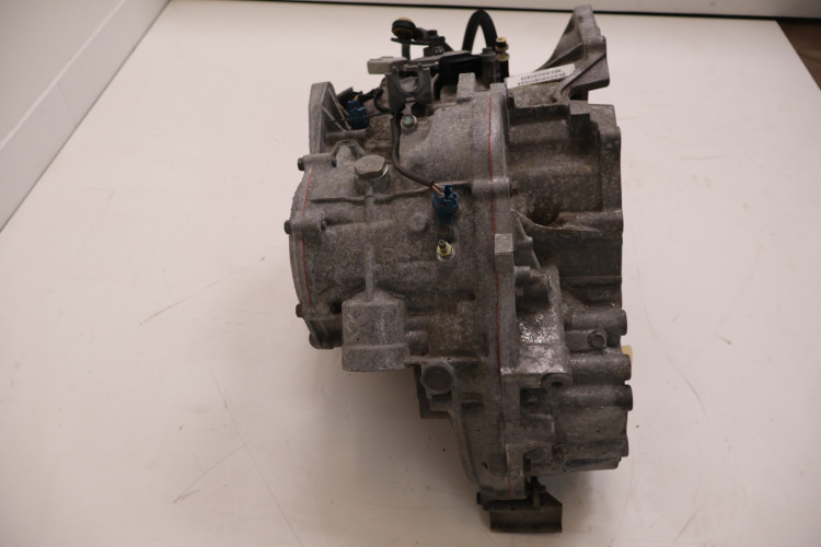 VOLVO V70 2.4 D5 SKRZYNIA BIEGÓW AUTOMATYCZNA 30681171, 55-51SN