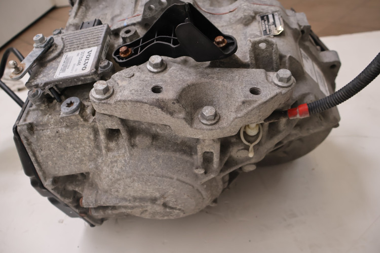 VOLVO V70 2.4 D5 SKRZYNIA BIEGÓW AUTOMATYCZNA TF-80SC, 31259368