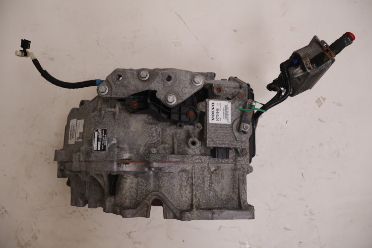 VOLVO V70 2.5T SKRZYNIA BIEGÓW AUTOMATYCZNA TF-80SC, 31256204