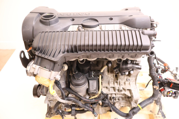 VOLVO V70 S80 II 2.5 T SILNIK B5254T6