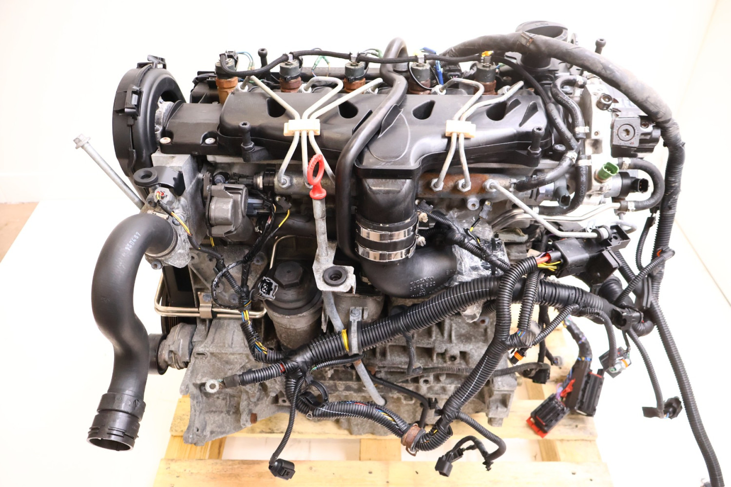 VOLVO V70 S60 2.4 D5 SILNIK D5244T5