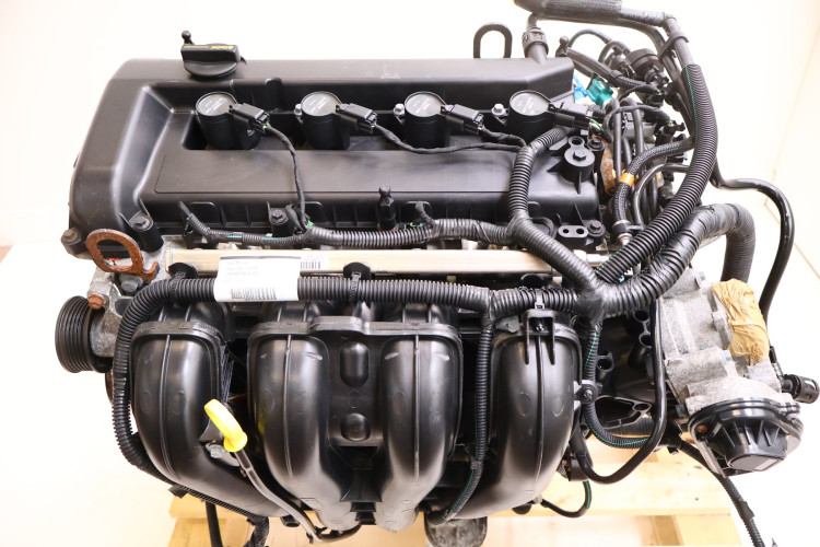 VOLVO V50 V70 2.0 16V SILNIK B4204S4