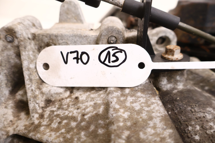 VOLVO V70 2.4 D5 SKRZYNIA BIEGÓW MANUALNA 9G9R7002JA, T1GG4