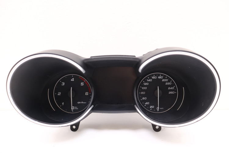 ALFA ROMEO STELVIO LICZNIK ZEGAR ZEGARY 50571275