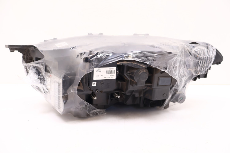 VOLVO XC90 II LAMPA PRAWA PRZÓD USA 31656989, 31446806, 31468410